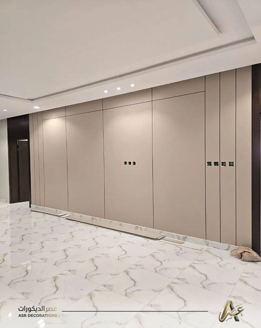 شيبورد مع إضاءة مخفية الخبر