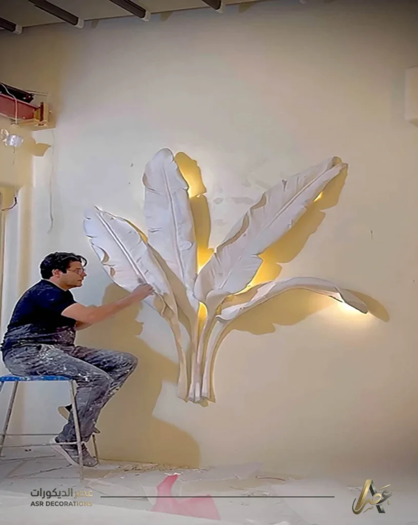 معلم تنفيذ ديكور الريشة المضيئة بالقطيف